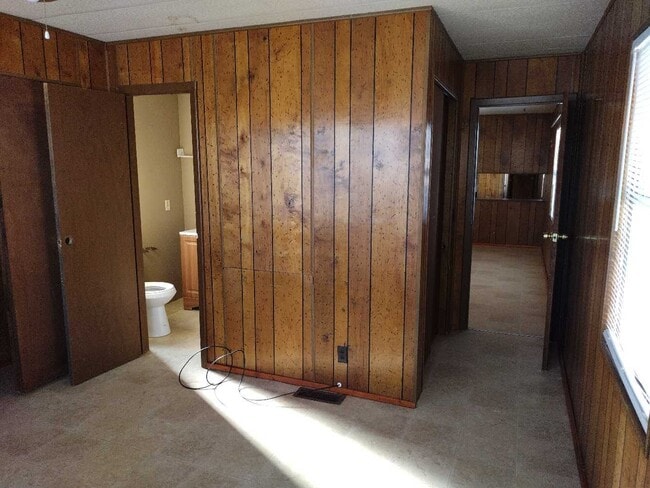 Building Photo - 14528 Annegret Dr