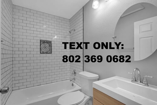 Building Photo - 2008 Sarah Louise Dr