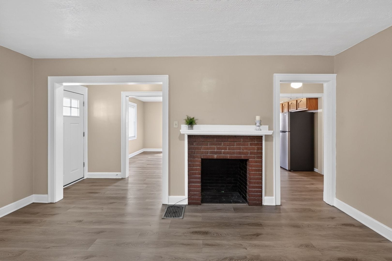 Building Photo - 1337 Ivydale Ave SW