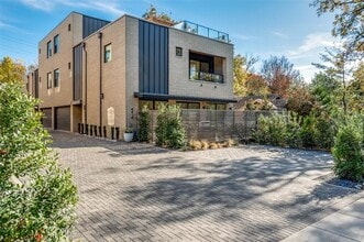 Building Photo - 4414 Abbott Ave