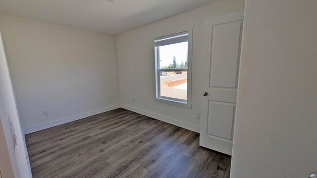 Building Photo - 6656 Pentz Rd