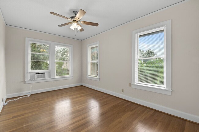 Building Photo - 436 Westmoreland St