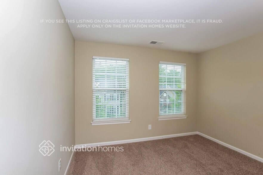 Building Photo - 10716 Drake Hill Dr