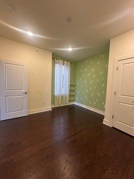 Guest Bedroom - 516 W Montgomery Ave