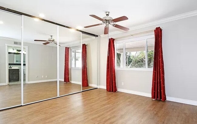 Building Photo - Cute 4 Bedroom House Located in the Heart of Rancho Bernardo!