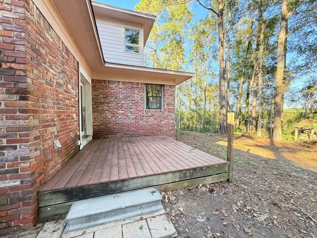 Building Photo - 5 Bed 3 Bath Home in Ruston