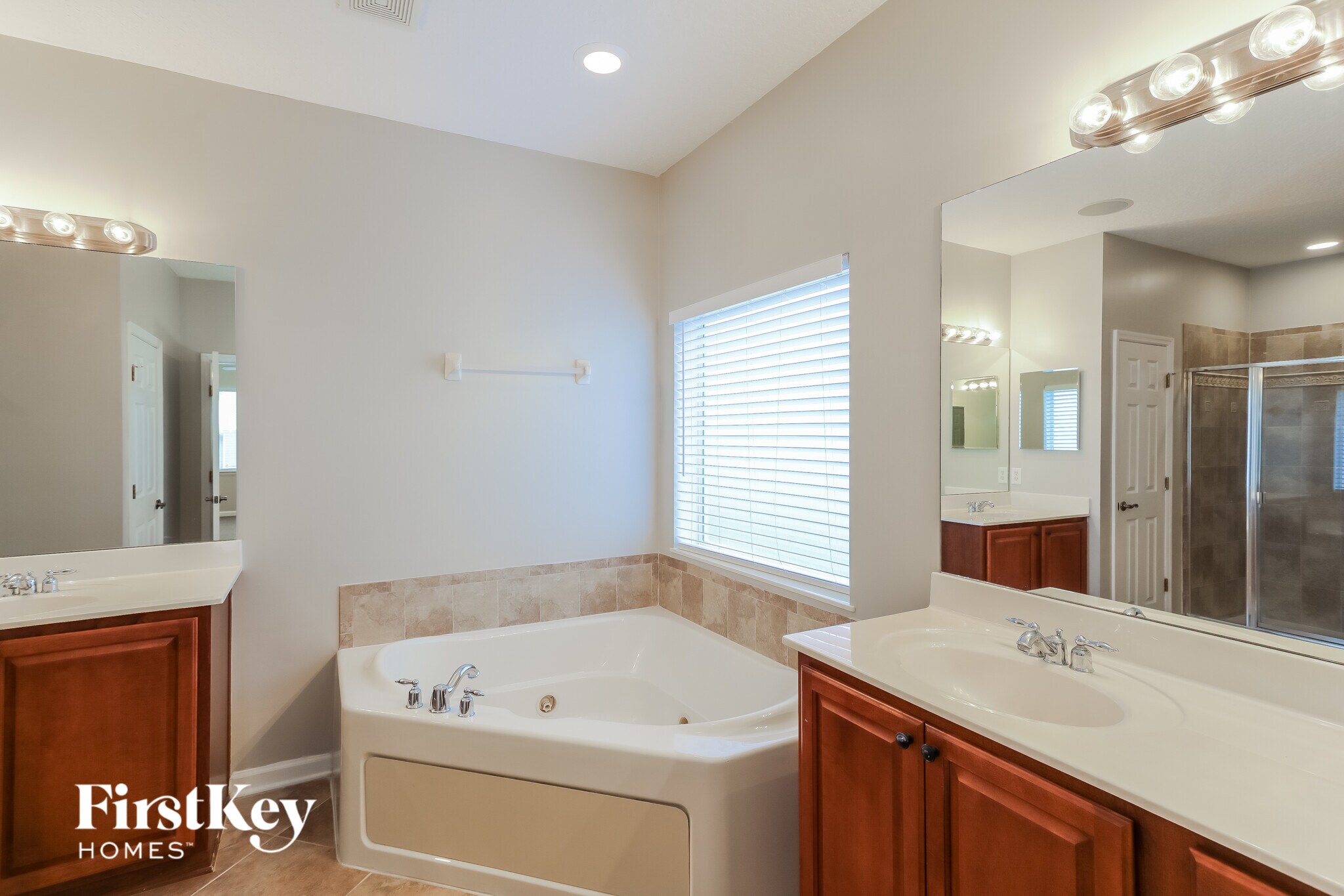 Building Photo - 2453 Tall Cedars Rd