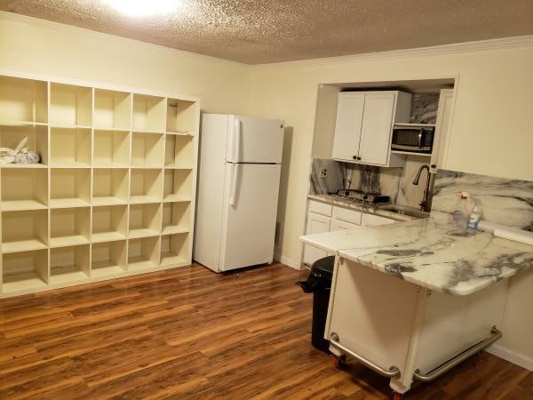 Building Photo - 3966 Burning Bush Ct