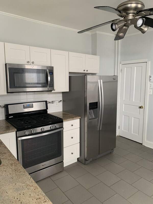 Building Photo - 203 Levering St