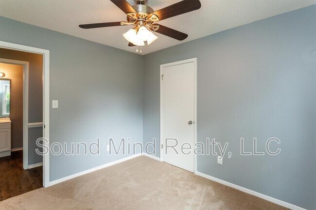Building Photo - 1309 Sportsman Trail