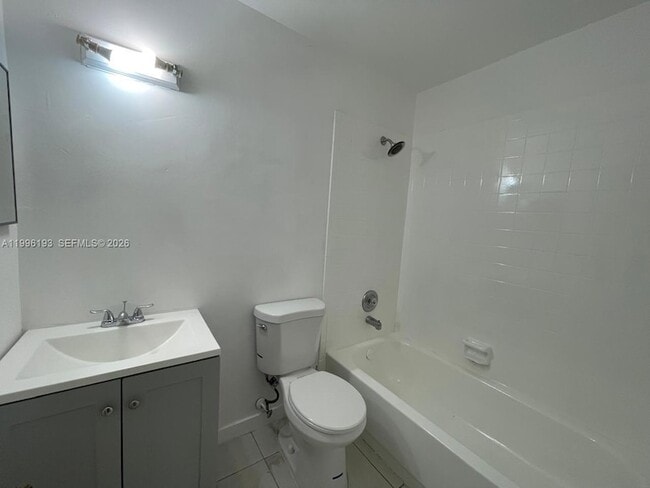 Building Photo - 861 NE 209th Terrace