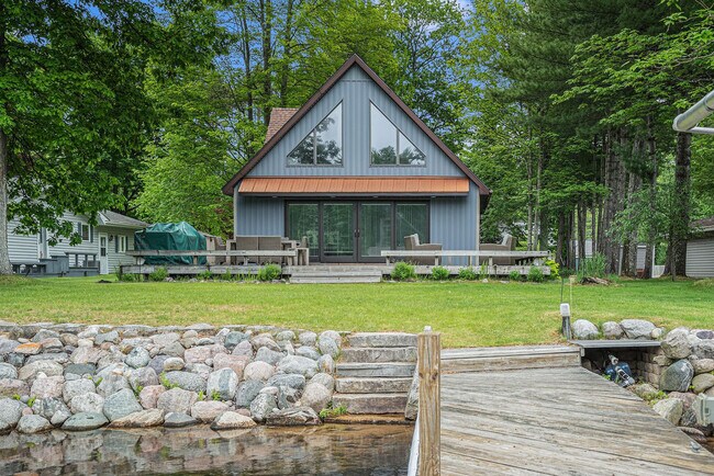 Building Photo - 8015 Aarwood Trail NW
