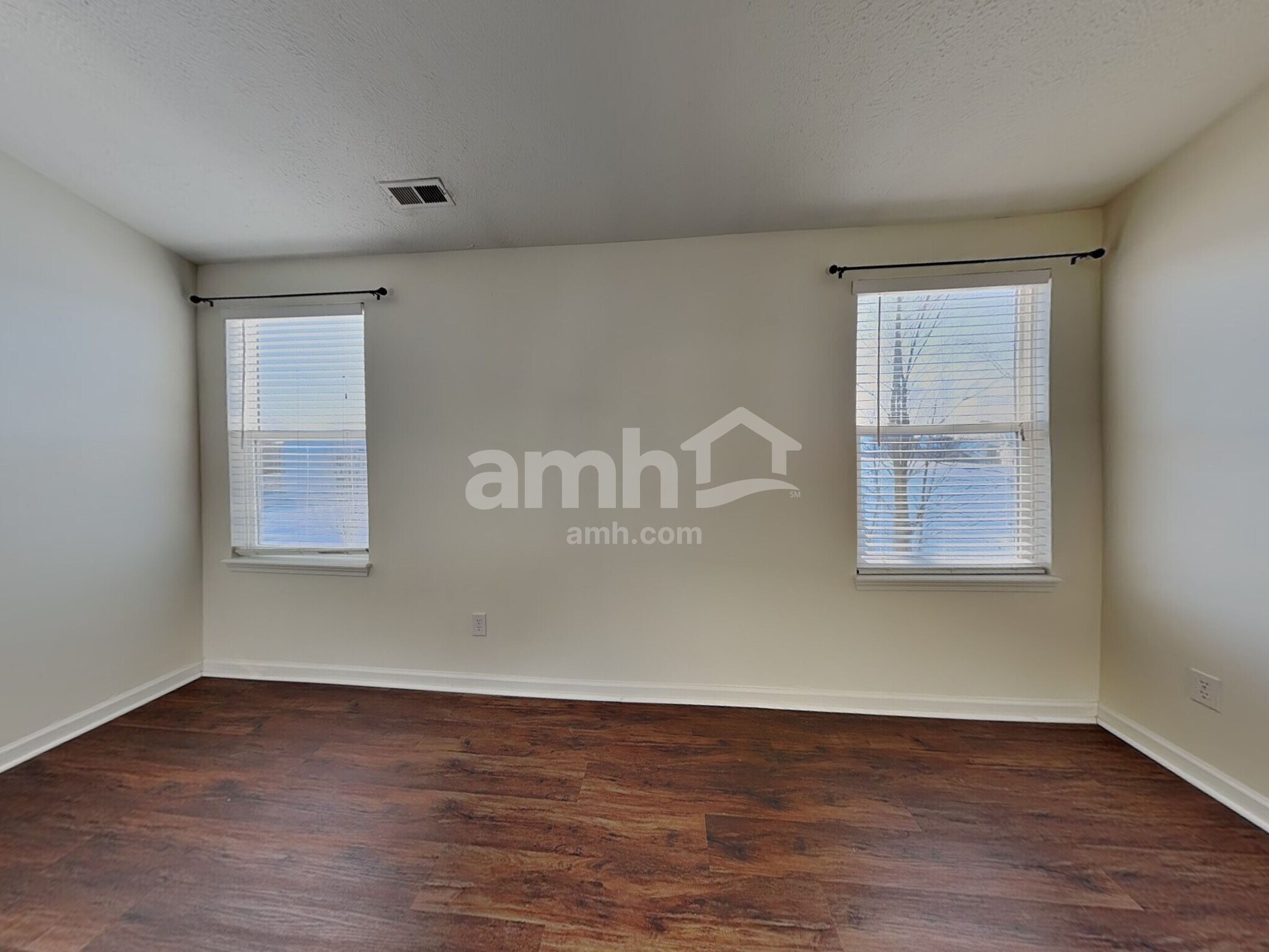 Building Photo - 12373 Carriage Stone Dr