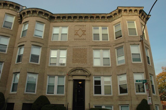 Building Photo - 7 Mount Hood Rd