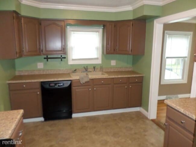 Building Photo - 2 br, 1 bath House - 1734 north blvd.