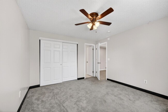 Building Photo - 1261 Mautenne Dr