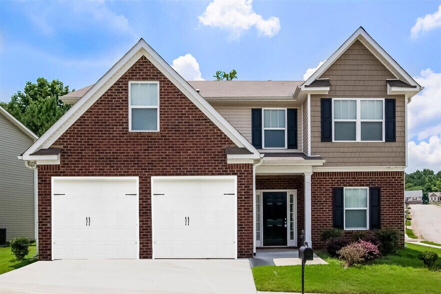 Primary Photo - 220 Crescent Woode Dr