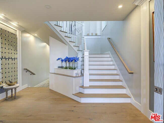 Building Photo - 7800 Veragua Dr