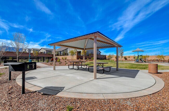 Building Photo - Beautiful Energy Star Home in Skye Hills