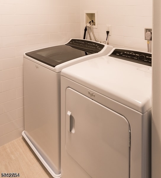 Building Photo - 255 Riveredge Dr