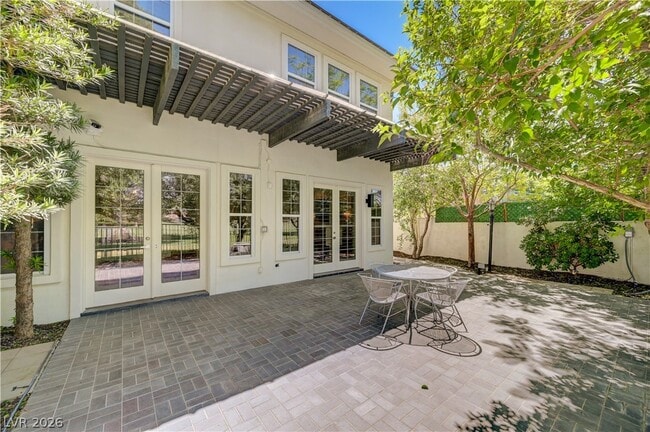 Building Photo - 820 Vegas Valley Dr