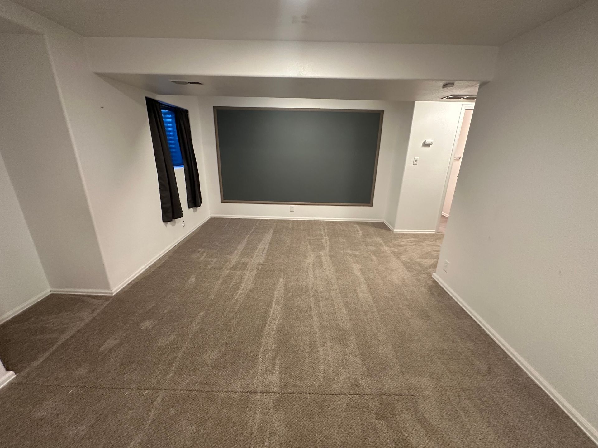 Building Photo - 6682 Chantilly Pl