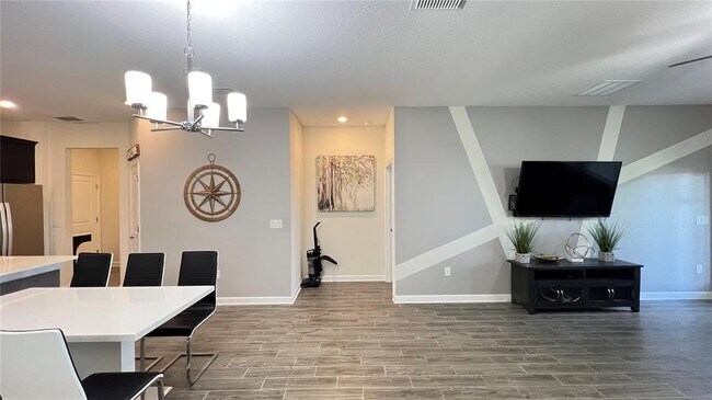 Building Photo - 8817 Beth Page Ln