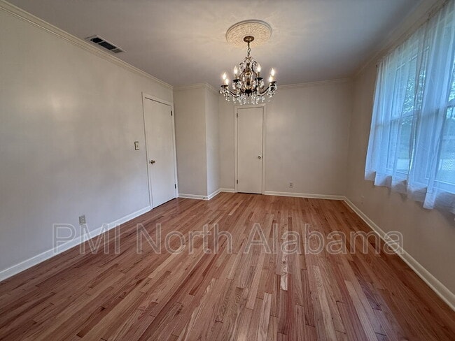 Building Photo - 413 Harolds Dr NW