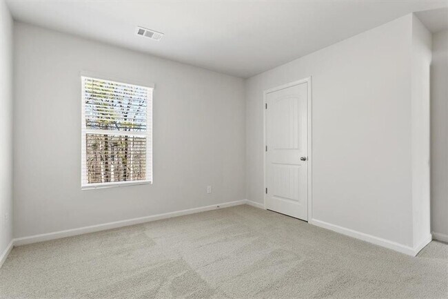 Building Photo - 460 Barnwood Ln