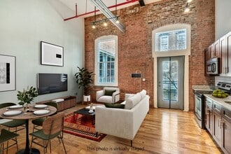 Building Photo - 1350 Rosa L Parks Blvd