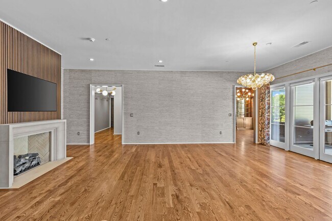 Building Photo - Rare opportunity to lease a luxury residence in The Nolen on Queens Road