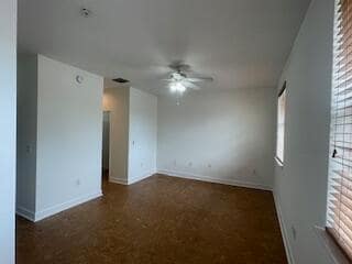 Building Photo - 608 Fern St