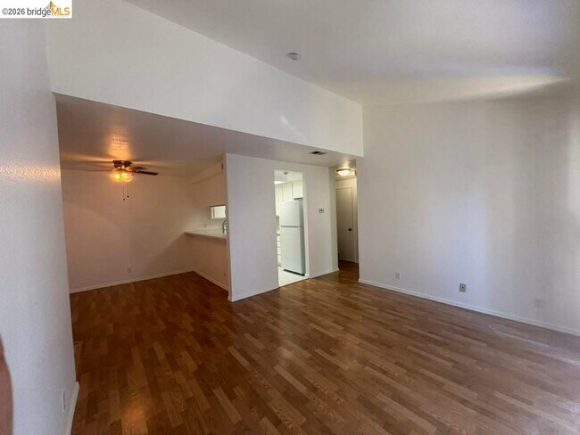 Building Photo - 209 Galano Plaza
