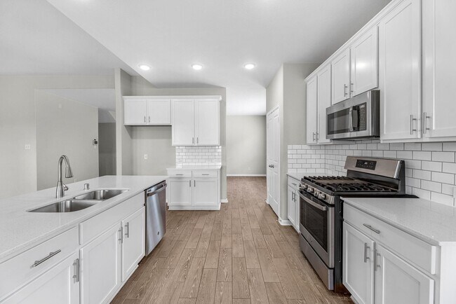 Building Photo - 24430 Piney Harbor Ln
