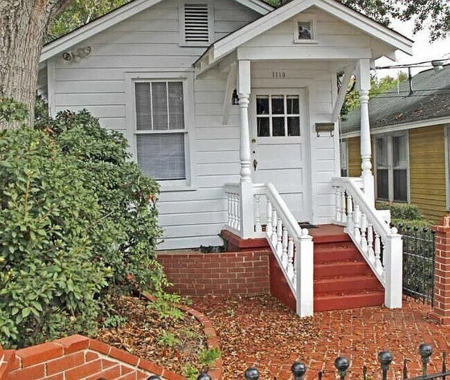 Primary Photo - 1110 Darlington St