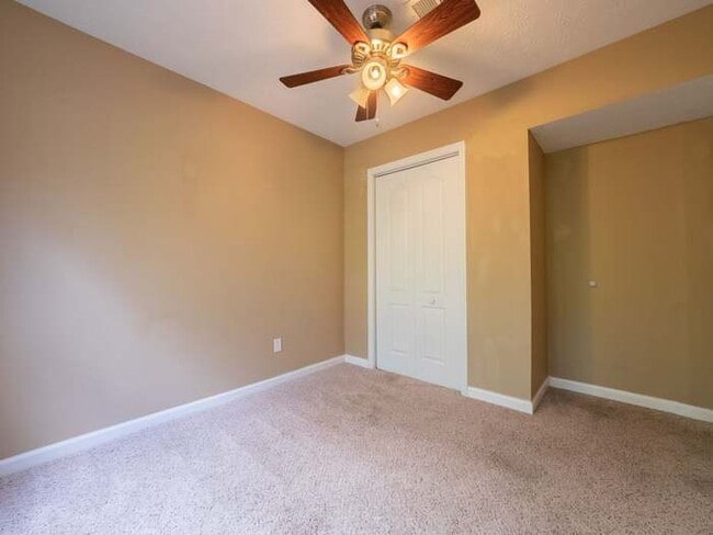 Building Photo - APPLY NOW