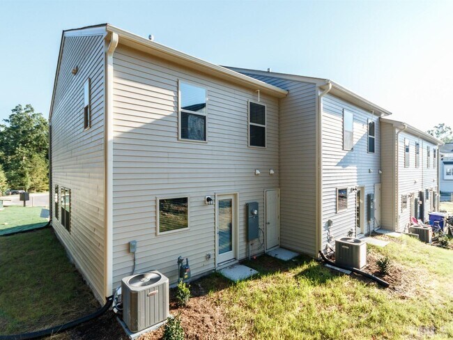 Building Photo - 515 Hobkirks Pl