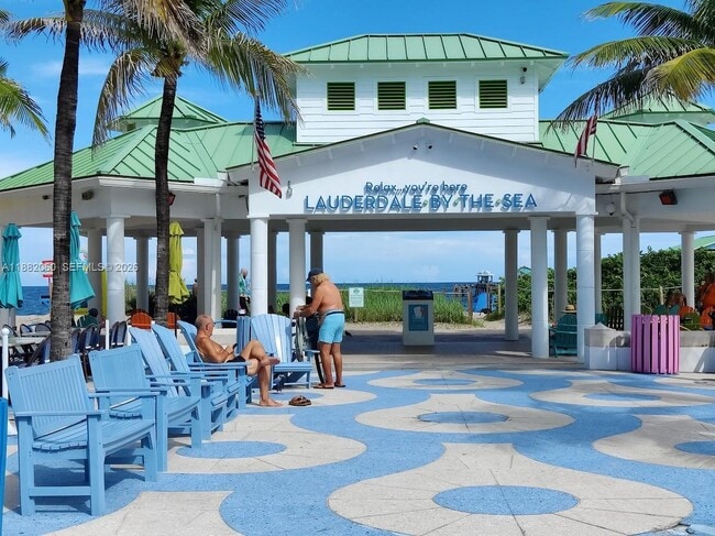 Building Photo - 4117 Bougainvilla Dr