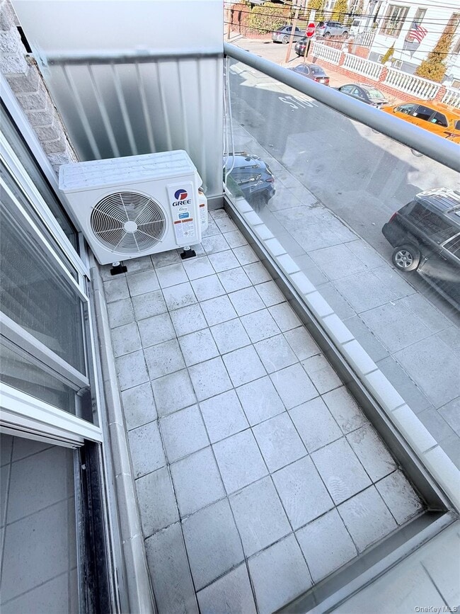 Building Photo - 95-10 95th Ave