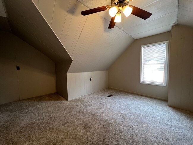 Building Photo - 3 Bedroom Home For Rent Now!