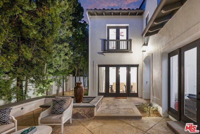 Building Photo - 4234 Prado De Los Pajaros