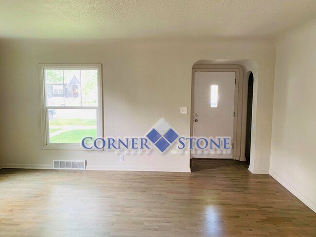 Building Photo - Large Spacious Home in Nampa!