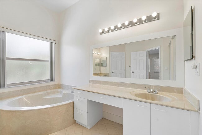 Building Photo - 15883 NW 11th St