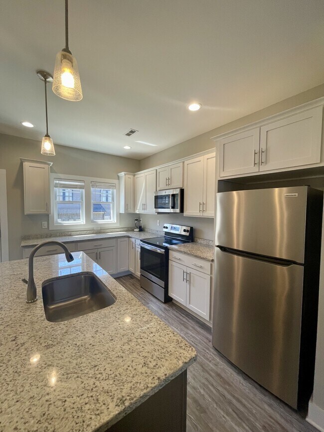 Building Photo - 45 High St