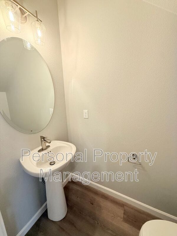 Building Photo - 16336 NE 21st St