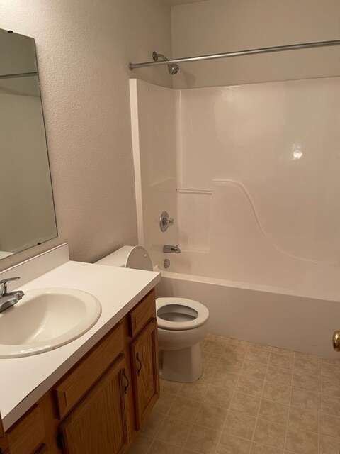 Building Photo - 2724 Coralberry Ct