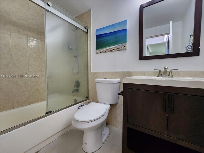 Building Photo - 3505 S Ocean Dr