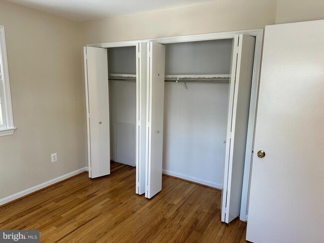 Building Photo - 4405 Bel Pre Rd