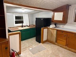 Building Photo - 213 Dodge St