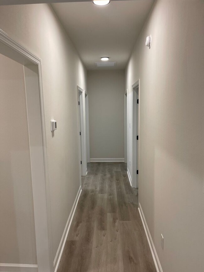 Building Photo - Beautiful New Construction Home